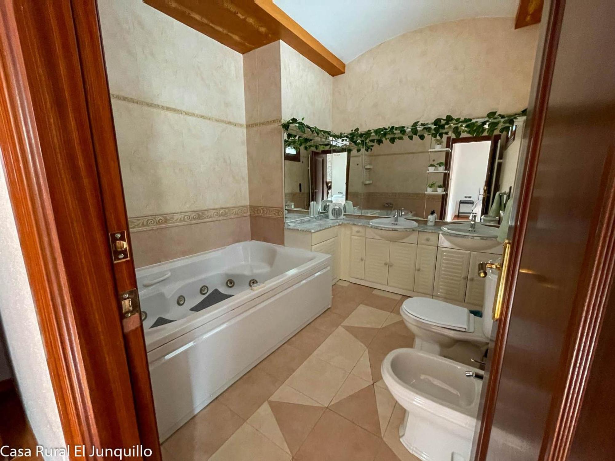 Casa Rural El Junquillo Куэвас-де-Сан-Маркос Экстерьер фото